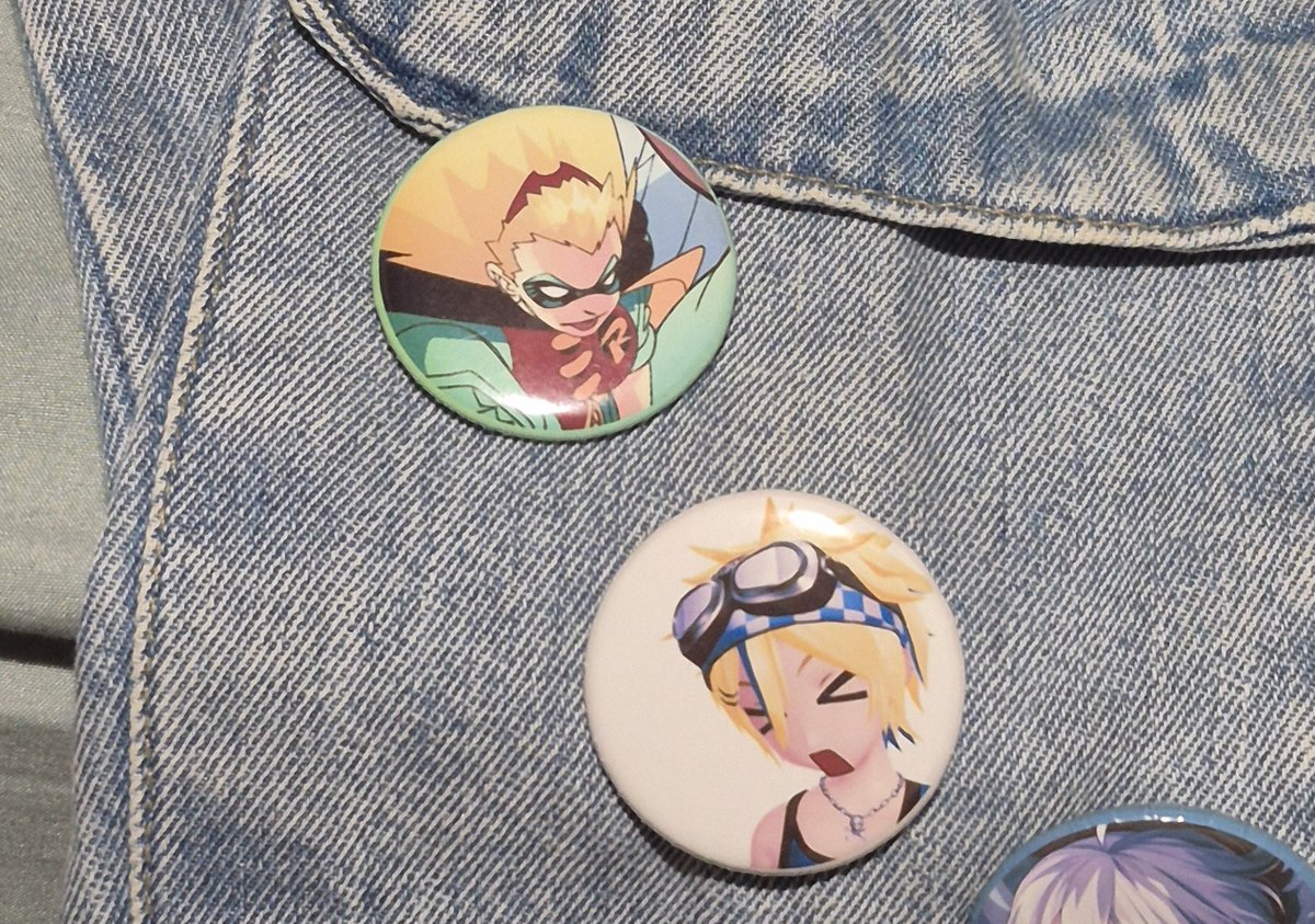 hatetimdrake's tweet photo. i got a steph pin 😊 https://t.co/pNqkmTSgpa