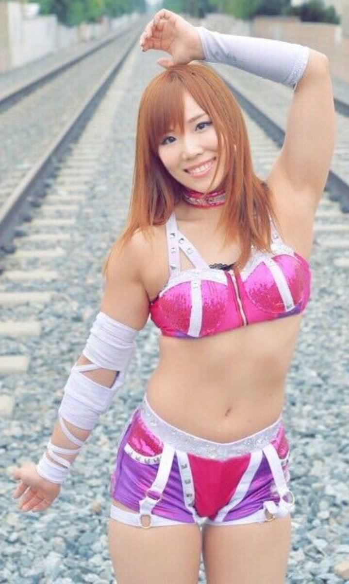 ADRIAN_AGGC__'s tweet photo. KAIRI brown hair pink white and purple gear 🩷🤍💜

#WeWantKairi https://t.co/68wDN5SDHb