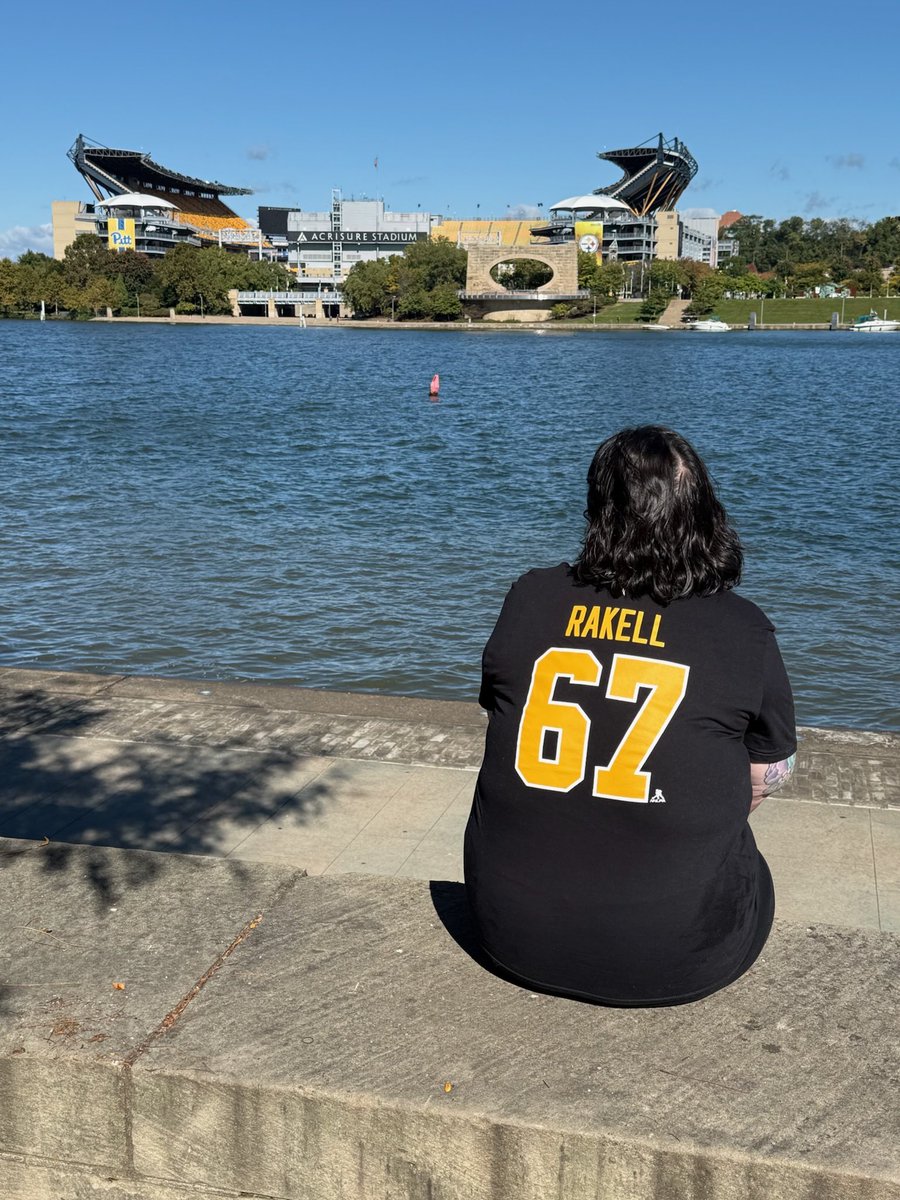 genosidtanger's tweet photo. This photo is very Pittsburgh https://t.co/hUeonSKWPp