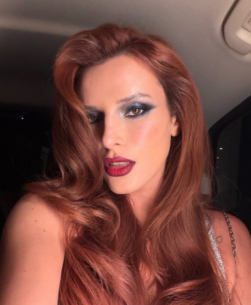 RedheadArchive's tweet photo. Bella Thorne ❤️ https://t.co/uMJBNkq5uI