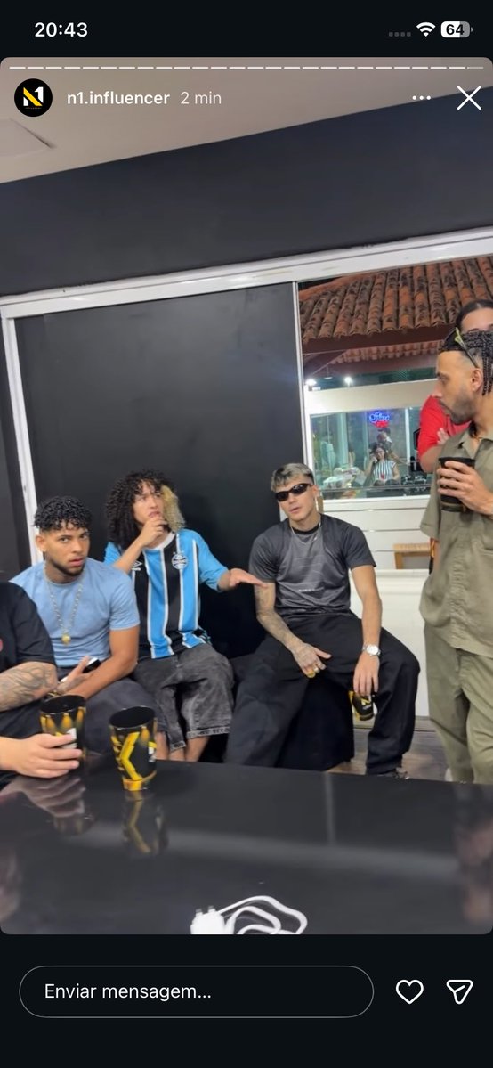 driihxsz's tweet photo. Top rolê aleatório https://t.co/TKMZnqzwLV