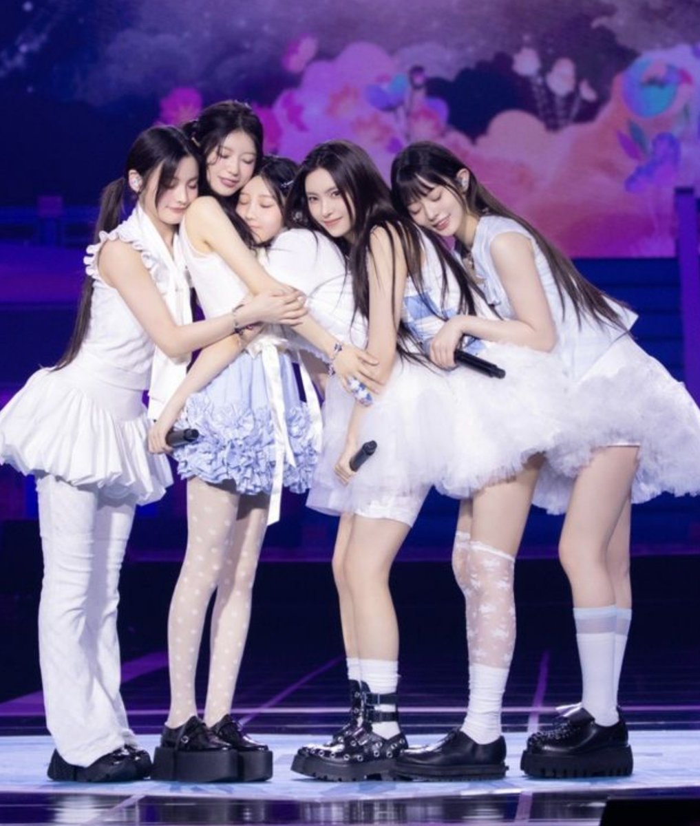 thebaseillit_'s tweet photo. The members picked a special songs for MOKA’s birthday. The name of the songs they chose feels like a little messages, expressing and showing their love for MOKA. https://t.co/SG87XSd2Go