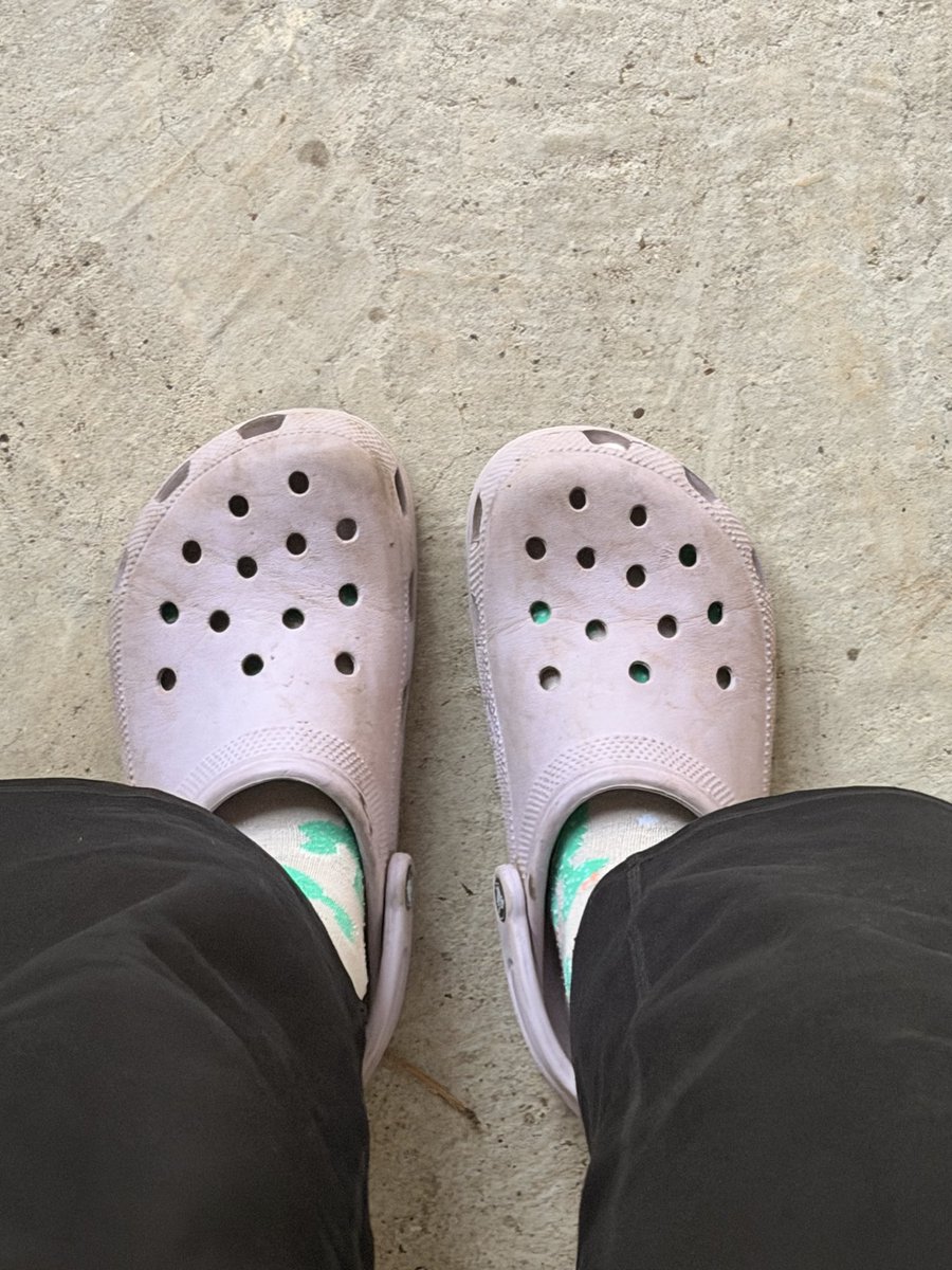 cherry_noirr's tweet photo. I really walk 9 miles every week in these bad boys https://t.co/QoP2bwSC9b