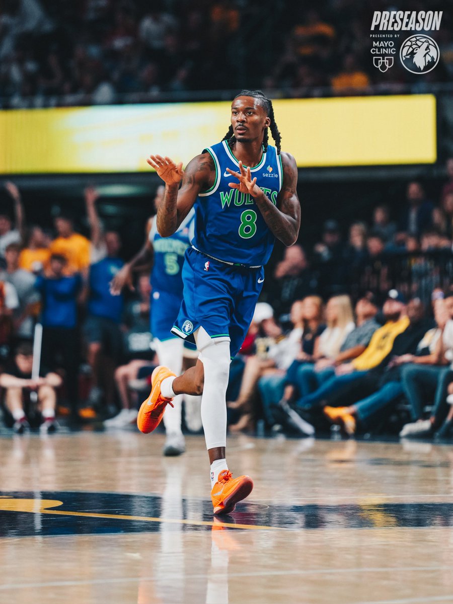 Timberwolves's tweet photo. 🫳🫳 https://t.co/ZvX4mNAe7F