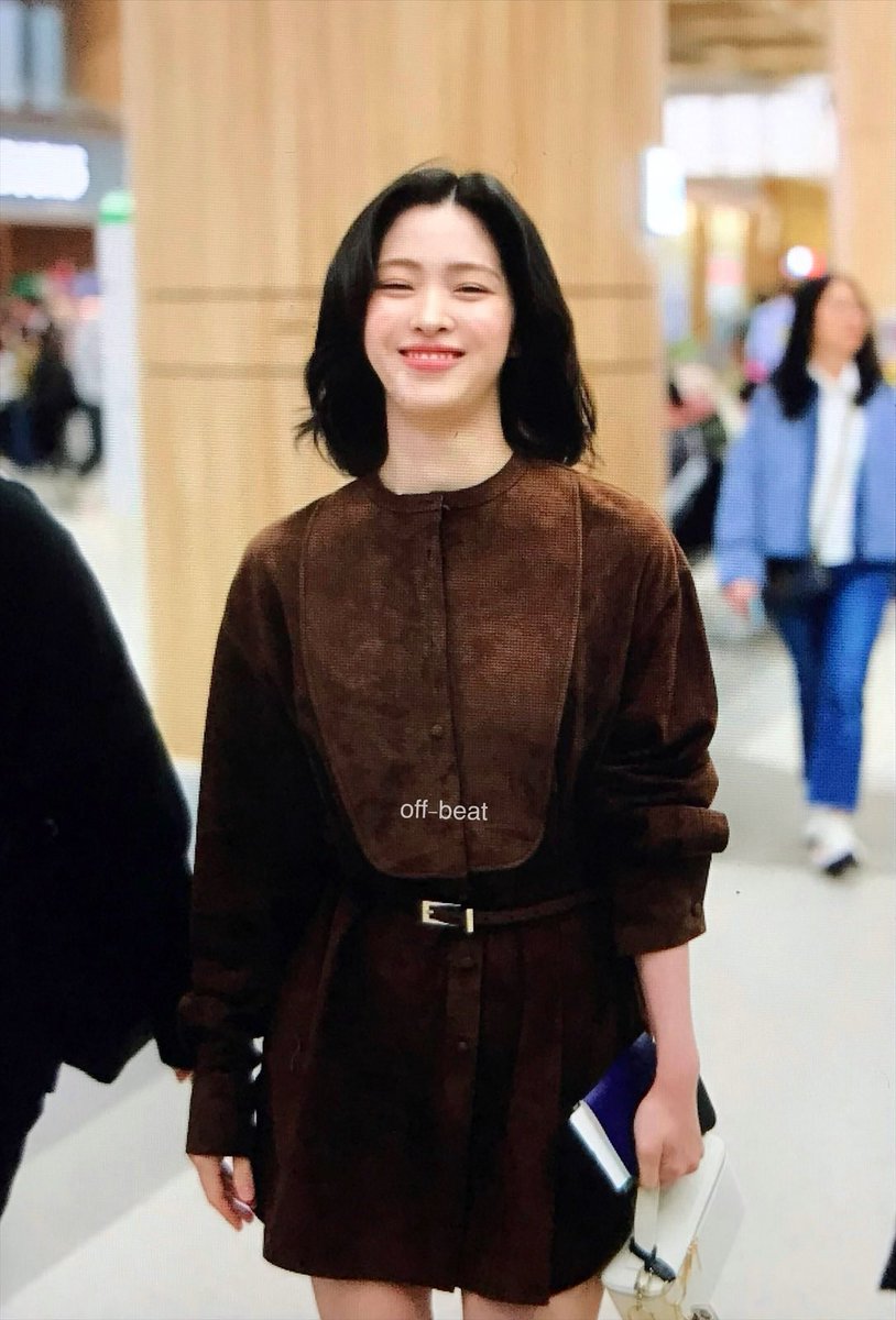 Offbeat_RJ's tweet photo. 261008 오늘 고전미인컨셉이시라고 #ITZY #있지 #RYUJIN #류진 @ITZYofficial https://t.co/0dv7jdyTde