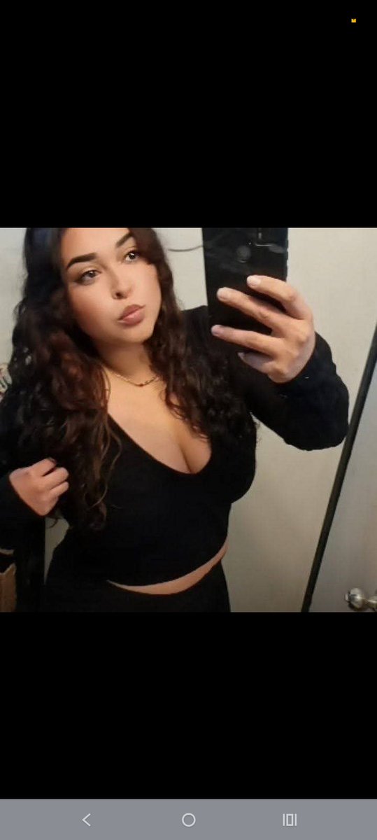 tradendcontent6's tweet photo. Anyone who know these females, Gimme a dm daddy I'll send u my videos https://t.co/ehOE4oeSs9