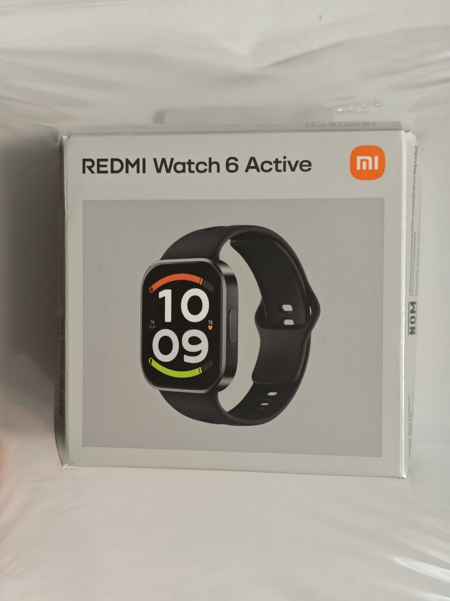 tokayatogami's tweet photo. 多分これで当選したスマートウォッチが昨日届いた!
睡眠時のレポートがどんな感じか気になってたからすごく嬉しい😆
早速使ってます!!
#REDMIWatch6Active https://t.co/ah2pTj4xXU