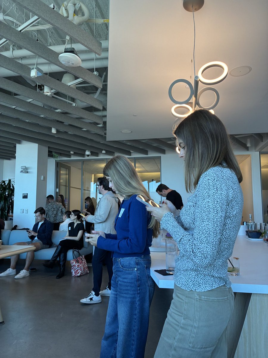AliJMusa's tweet photo. the team stays cooking at industry events @yuki__kb @[she who must not be tagged] https://t.co/JpjNU8dT0s