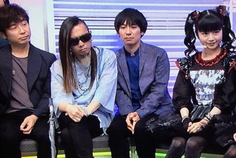 agoganagai3's tweet photo. 草野マサムネだ https://t.co/u5nofAVxyd