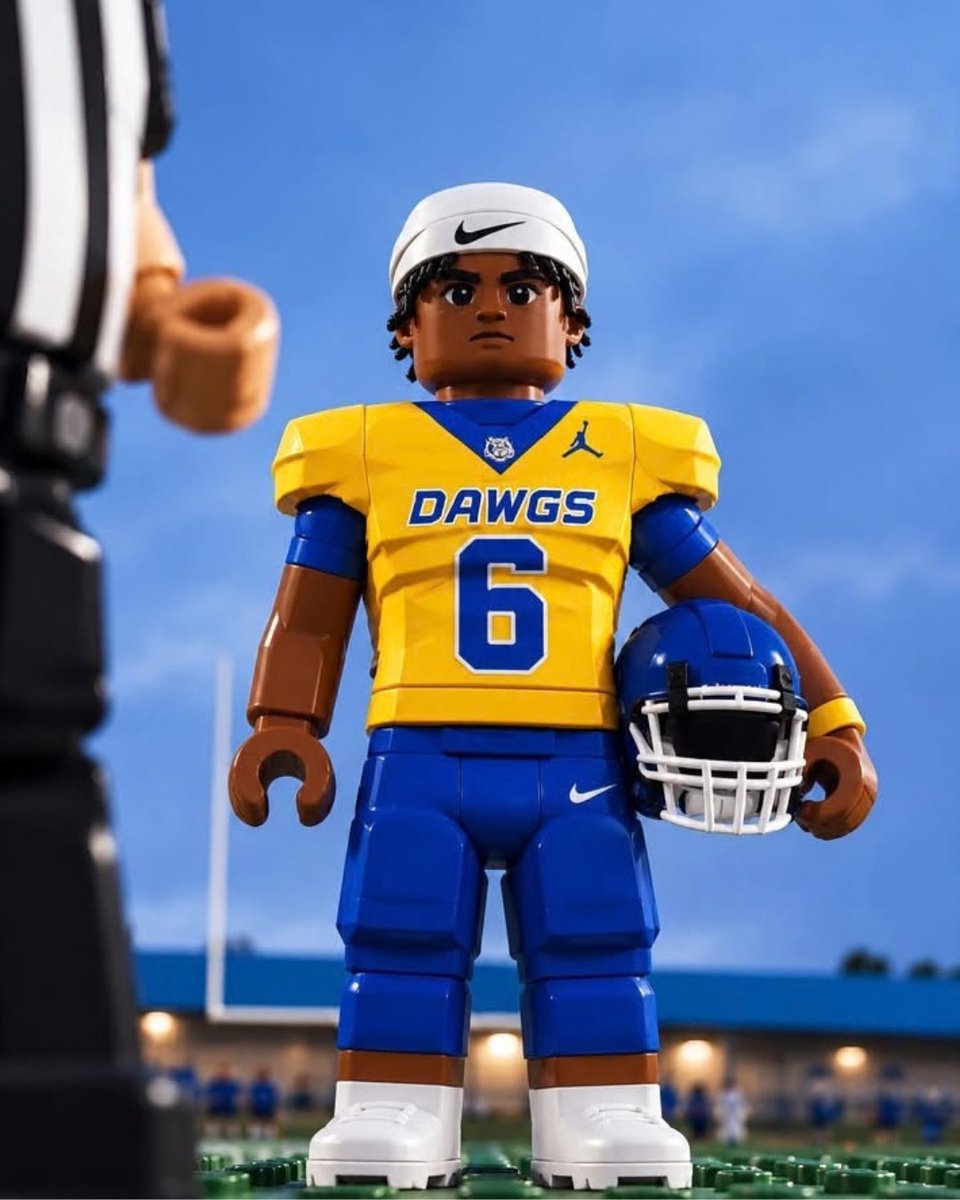 RecruitTheDawgs's tweet photo. LEGO OF THE DAWGS!

IT’S ALMOST GAMEDAY!

#RTSP2 | #GoDawgs 🐾🐾 https://t.co/fhMZDXPXIs