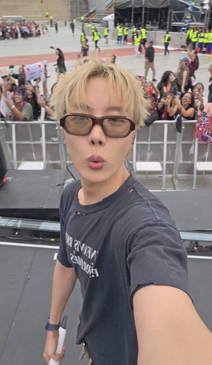 Hskitta's tweet photo. ♡ https://t.co/Zitweii2so