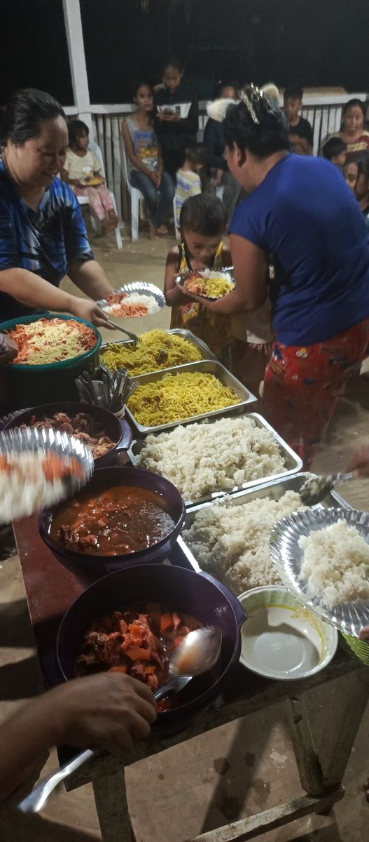 NotPalangga's tweet photo. $ICP is no ordinary coin.  While most projects talk about charts and hype…

The ICP community has been quietly feeding children in the mountains of the Philippines for years.  Real food. Real slippers. Real smiles.  This is what makes $ICP different. ♾️ https://t.co/rX6AZO28Dh