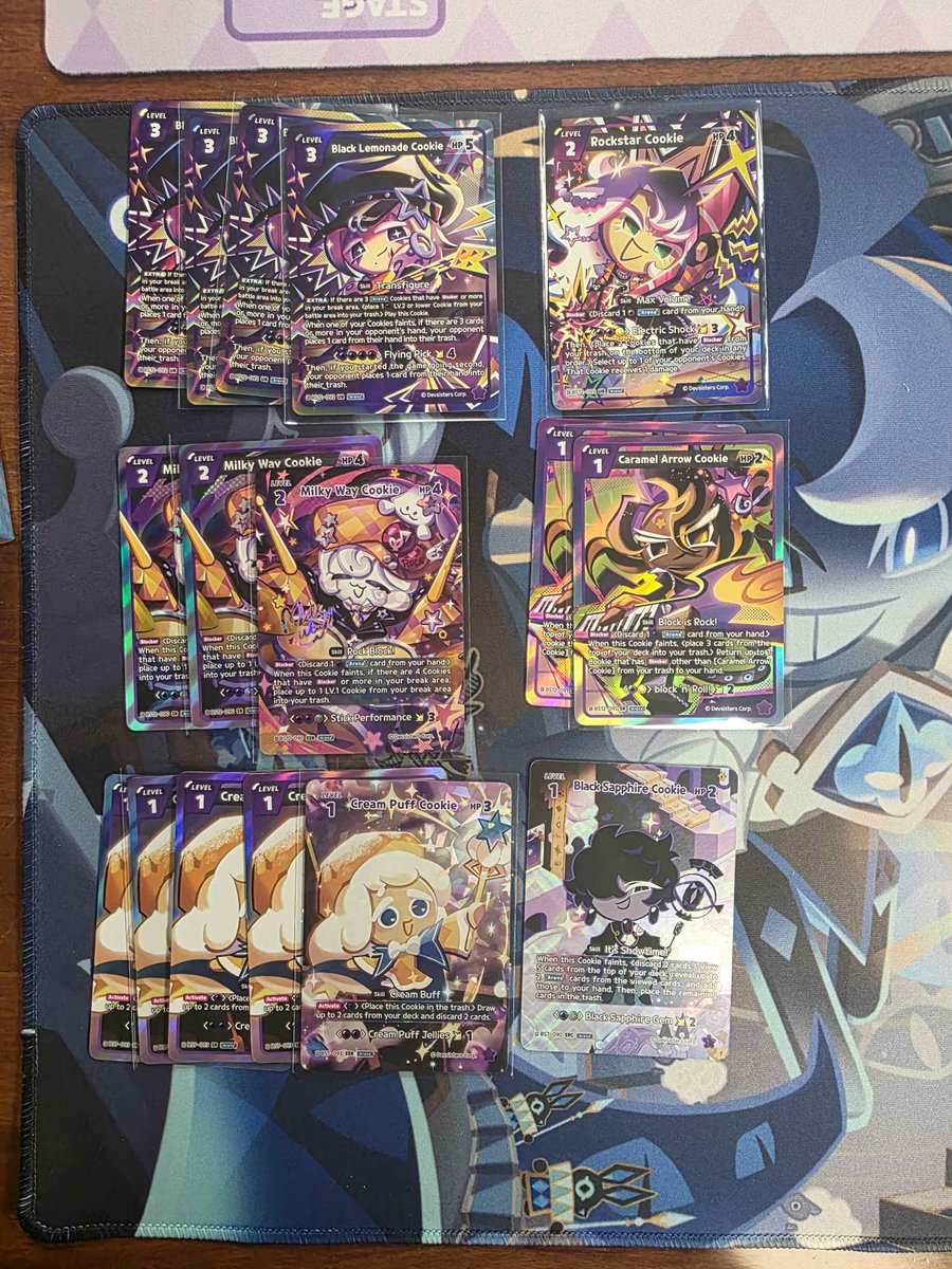 Girawott's tweet photo. @mayo0042 This is my personal result from splitting a case among other players. I bought for purple and red cards and I wasn't really left with much to work with. Red in particular was terrible for me to select as I didn't even receive a single UR card https://t.co/g1UrfaIDpS