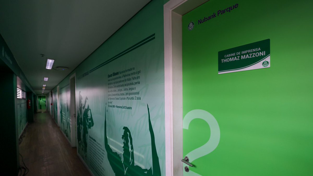 Palmeiras's tweet photo. A tribuna de imprensa do Nubank Parque agora leva o nome de Roberto Avallone, exclamação! ❕💚

O andar foi todo remodelado, com homenagens a diversos ícones do jornalismo brasileiro 📰📻 https://t.co/tT9exDpco7