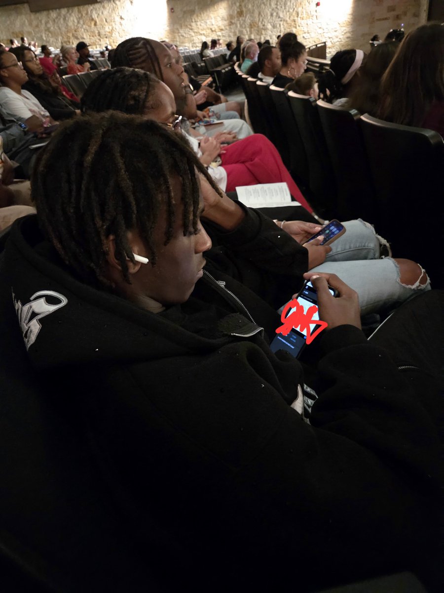 tparrish1001's tweet photo. Sisterโs concert in front, game plan in hand. The grind doesn't stop for Friday night. ๐๐ง
โ#ClassOf2030 #ChaparralBobcats #PrepRedzone #2030RisingStar https://t.co/r6orMwypPj