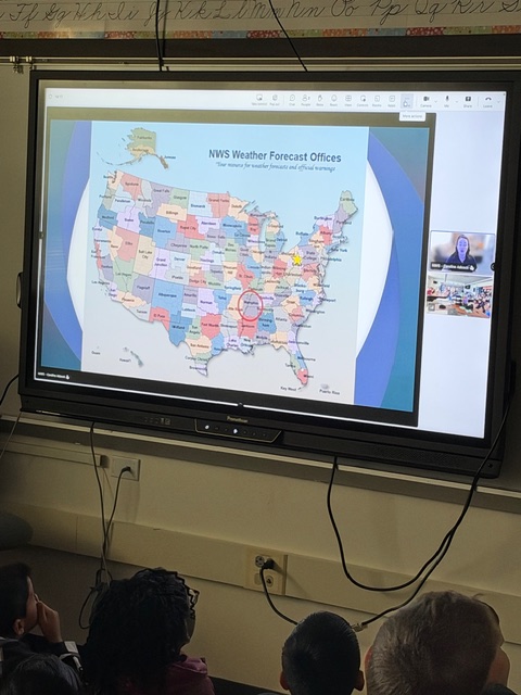 MoonAreaSD's tweet photo. Weather science came alive for McCormick Elementary’s 3rd graders during a virtual visit with NWS meteorologist Caroline Adcock! The students loved diving into the basics of weather and asking great questions about what it’s like to forecast the weather for a living. https://t.co/cjgibss9Nh