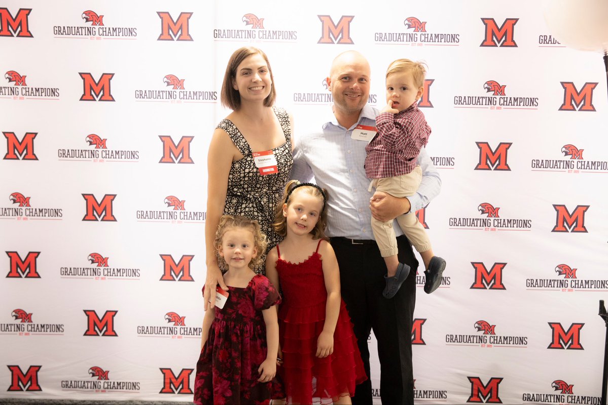 CoachRosinski's tweet photo. Steph’s a Hall of Famer! 

Cam, Maddie, and Bubba got to see Momma get inducted to the Miami Hall of Fame! 

What a classy and special weekend put on by @MiamiRedHawks @MiamiOH_Tennis 

#LoveAndHonor https://t.co/bK5nfxPcFy