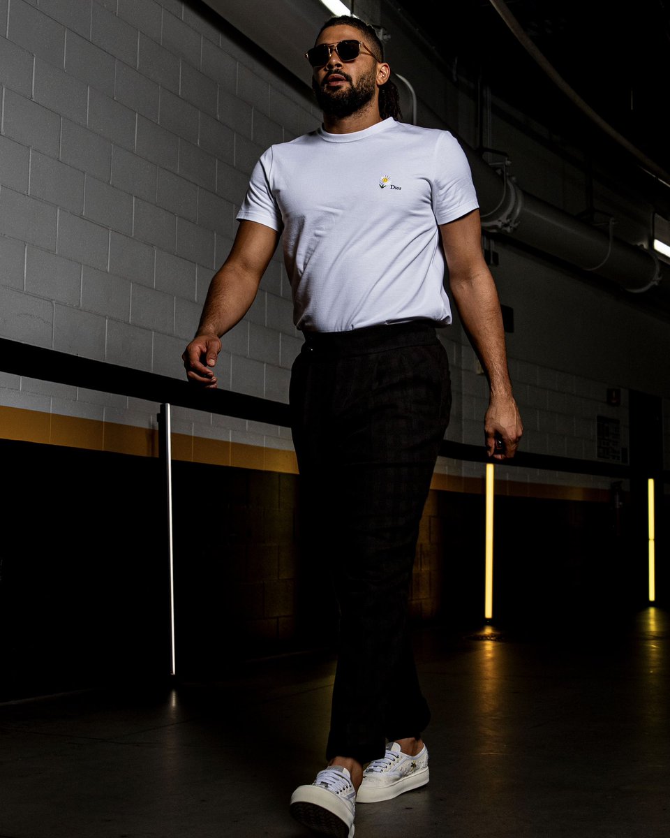 Padres's tweet photo. Clocked in. https://t.co/GvU6o1aCiJ