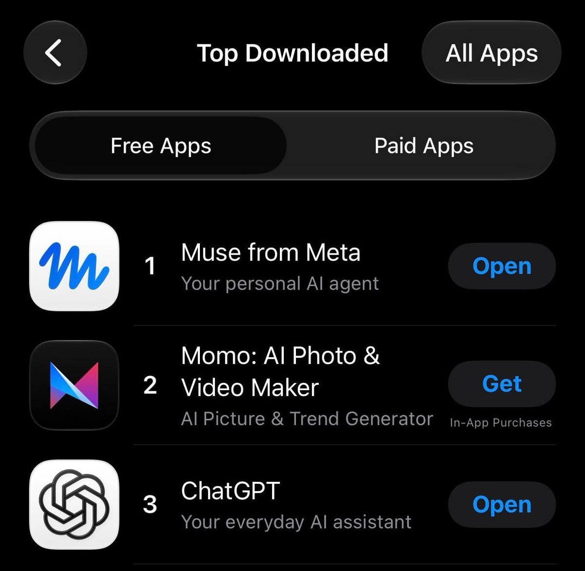 wangxuan069's tweet photo. Muse 登顶美区 App Store 免费榜，超过 ChatGPT

Muse 的浏览器操作和云端工作流等能力早就有人做过，它的新意全在表现层。

ChatGPT 桌面端要先做十来次选择才能开聊，

Muse 直接把一切收成一个聊天框，

背后是一台替你干活的虚拟电脑。

赶紧去体验一下吧！！
https://t.co/f7X3ieqSO4

邀请码：7GIJR6