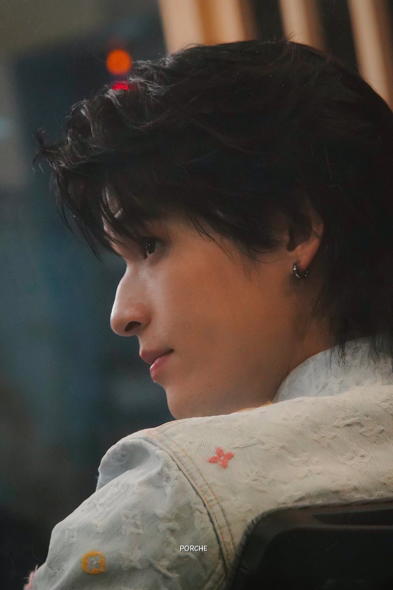 hirunslover's tweet photo. a side profile sculpted by gods🧎🏽‍♀️ https://t.co/aBeo2WJGkS
