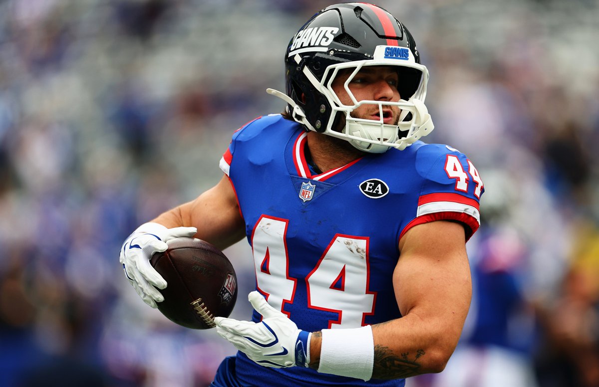 RotoWireNFL's tweet photo. 🚨 Fantasy Football News Updates You Need to Know

• Ja'Marr Chase remains in concussion protocol
• Justin Jefferson is planning to play Sunday
• Saquon Barkley did not take part in Wednesday's practice
• A.J. Brown was again spotted walking without a limp
• Brock Bowers was limited at Wednesday's session
• Lamar Jackson sat out Wednesday and will be evaluated later this week
• Jayden Daniels is again practicing fully
• Malik Nabers is dealing with knee and shoulder issues
• Zay Flowers is now tending to a foot injury
• DeVonta Smith remained sidelined at practice
• Jeremiyah Love's ankle injury led to him being limited
• Breece Hall is still considered week-to-week
• D'Andre Swift was held out with knee and hip injuries
• Ladd McConkey did not get any work Wednesday
• Tee Higgins sat out with a pair of injuries
• Cam Skattebo was limited with a shoulder issue
• Rhamondre Stevenson has a leg injury and was limited
• Terry McLaurin did not participate Wednesday
• Mike Evans remained a limited participant
• Rico Dowdle resumed practicing Wednesday
• Kyle Monangai was shelved with thumb and toe issues
• Tony Pollard sat out a third straight Wednesday session
• Jacory Croskey-Merritt was limited Wednesday
• Rachaad White returned to the practice field 
• Isaiah Likely was limited with two injuries
• Stefon Diggs did not practice due to a hamstring injury
• Jordan Addison was held out with "a little hamstring soreness"
• Tyler Shough was slowed by a left hand issue
• Dallas Goedert made his return to practice
• Terrance Ferguson should have only a minimum IR stint
• Keenan Allen returned to practice
• Quentin Johnston was limited with a chest issue
• Michael Pittman Jr. is still not past his foot injury
• Adonai Mitchell remains week-to-week
• Odell Beckham Jr. joined the Vikings' practice squad