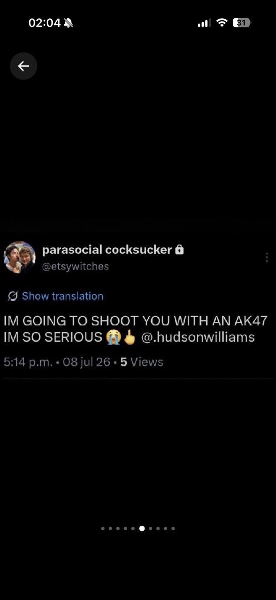 levihrry's tweet photo. we don’t care what ur deranged ass has to say https://t.co/Fx3b0y3La2