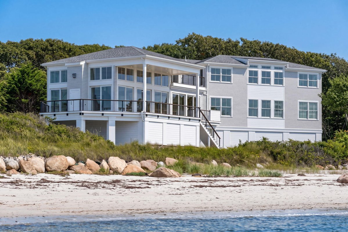 propgoluxury's tweet photo. FOR SALE - 114 Quaker Road, West Falmouth MA 02540 dlvr.βit/TVqMgX #RealEstate #LuxuryHomes #PropertyForSale #WestFalmouth #WaterfrontProperty https://t.co/QpfMg8ieqI