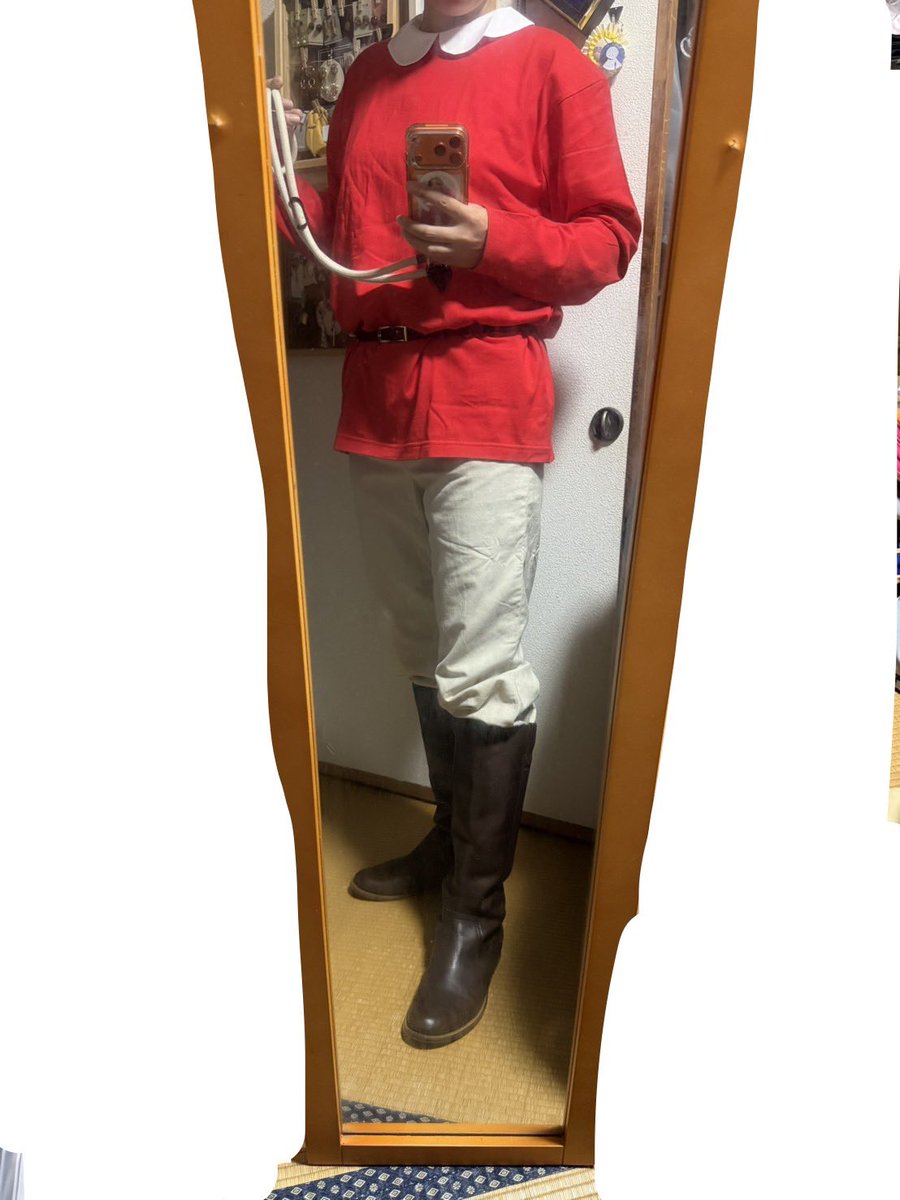 panramy's tweet photo. アイロンしてないからしわしわだけど下地〜
これにタバードとか手袋とかブーツちょっと装飾したりとかして月末は遊ぶね。 https://t.co/OOkVmDoGFx