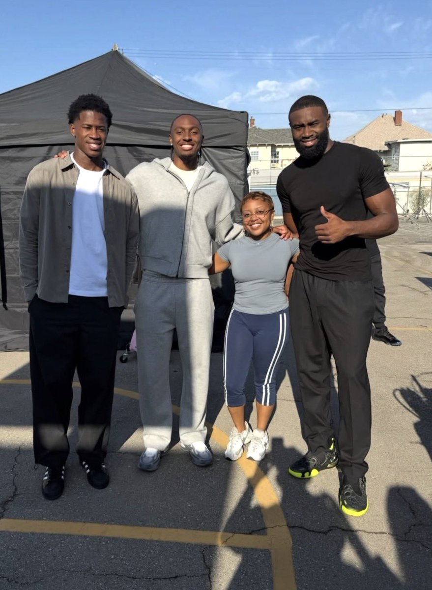 eringrugan's tweet photo. Quinta Brunson posted this to her IG to celebrate the start of Abbott Elementary's 6th season... looks like some familiar Sixers faces will be in the newest episode! https://t.co/2D45OyexGa