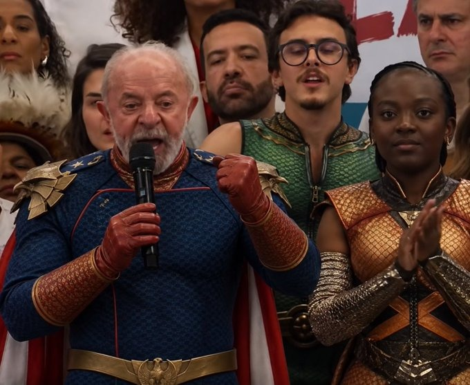 BanhadoRatao's tweet photo. Mim ajuda a ganhar a eleição! https://t.co/IhxlnnBw66