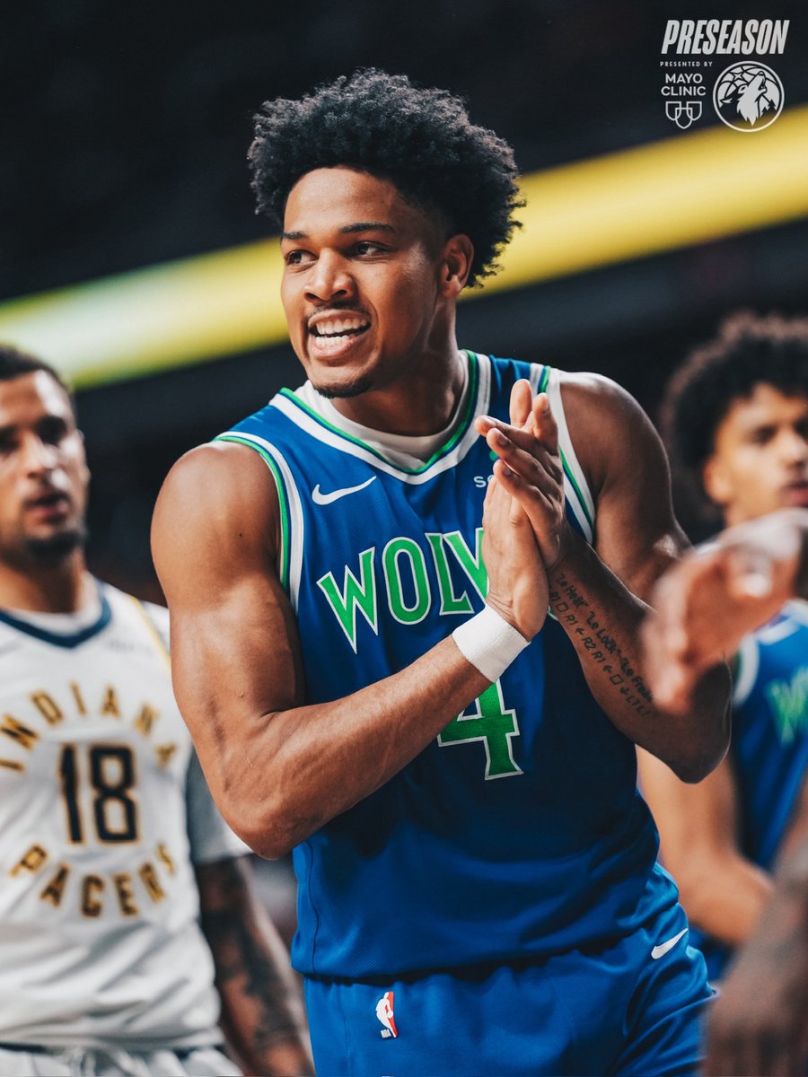 Timberwolves's tweet photo. Q4 underway 🐺 https://t.co/LUK3XR4y8O