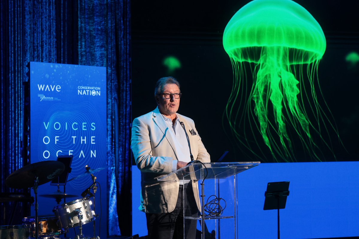 SaudiEmbassyUSA's tweet photo. 🌊 A historic moment for ocean conservation!

HRH Ambassador @rbalsaud, Founder of Wave, opened the Voices of the Ocean event at the Library of Congress in Washington, D.C., bringing together over 300 leaders, scientists, and innovators.

Co-hosted by Wave and Conservation Nation, the event marked a milestone with the presentation of an unprecedented collection of fish sound recordings to the Library of Congress, advancing marine research and ocean conservation for future generations. 🌊🇸🇦🇺🇸