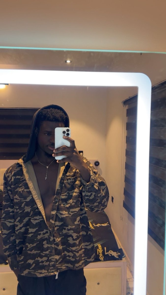 therealfemiii's tweet photo. Lagos life 🫩 https://t.co/VMCl383kl9