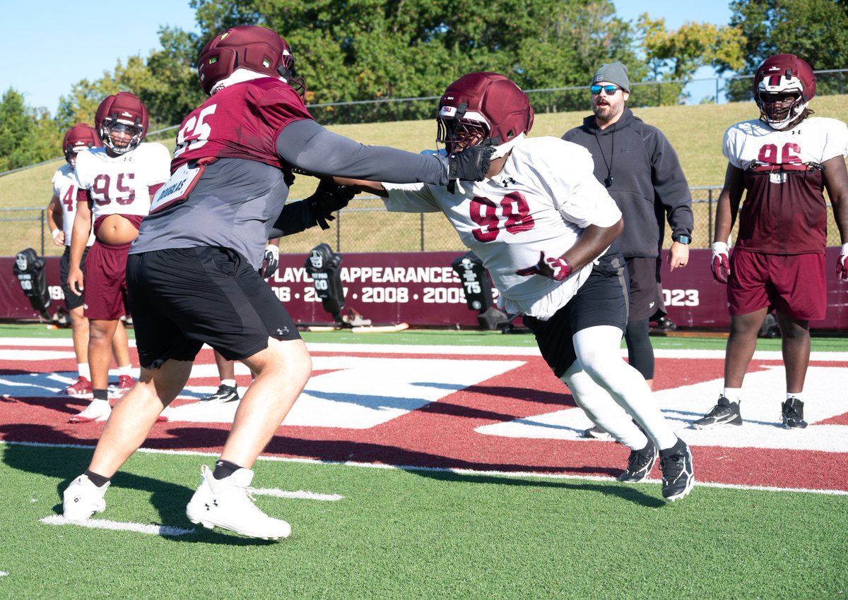 SIU_Football's tweet photo. No days off...
#MaroonMade | #Salukis https://t.co/0I03qmruzS