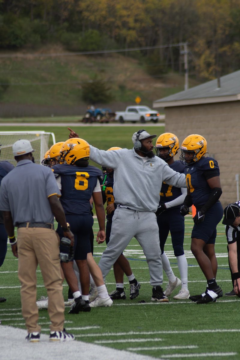 CoachWare35's tweet photo. #SWARM https://t.co/OL14BhxEzj