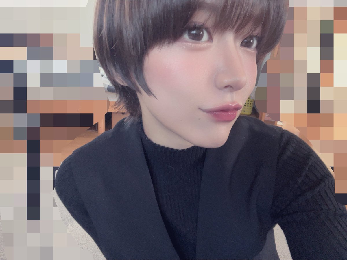 kitasenana's tweet photo. おはなな～🌸
今日はちいかわと月見を目当てにお出かけです🚗³₃とっても楽しみだー！！💖

そういえばショートカットになりました✂️…💭
似合ってる❓どうかな❓…💭 https://t.co/h3BKPQX0sI
