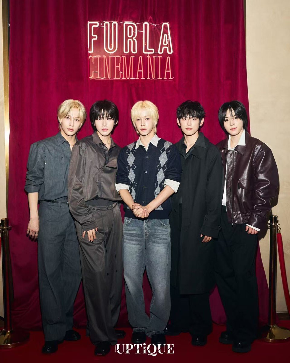 ROMYZIP's tweet photo. KEYVITUP 2026 IN MILAN WITH FURLA 🖤Fan art for @KEYVITUP_inkode  ×  #FURLA 

#KEYVITUP #키빗업
#taehwan #hyunmin #sena
#jaein #rukia https://t.co/ONAUPNnnBv