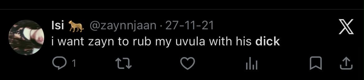 Maya_L__'s tweet photo. Honestly, this is pretty disgusting. There’s a difference between admiring someone and sexualizing them like this publicly. And then complaining about some jokes… the hypocrisy is wild. 🤷🏻‍♀️
@zaynmalik  @inZAYN https://t.co/cSQrNwQwA6