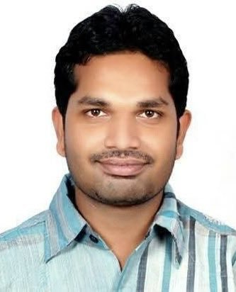 MohammedAkhef's tweet photo. An #IndianOil sales manager Mahesh Shelke was stabbed 7 times with a dagger and killed while on duty in #Hingoli dist. All the 5 accused named in the FIR arrested

His only #crime was that he had gone to a petrol pump as part of a team sent to seal it

@IndianOilcl @DirHR_iocl https://t.co/KKCcTwf50r