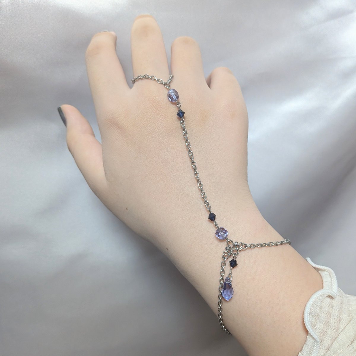 Lux_Faber's tweet photo. #365DIYtheme
#クリエイターリンクデー

Lux Faberと申します🫡
クリスタル輝くアクセサリーを作っています💎✨️
よろしくお願いします🫶🫶

#minne ↓
https://t.co/gMZAE7QAgf

#ハンドメイドアクセサリー
#ハンドメイド好きさんと繋がりたい https://t.co/J8akOsXRSW