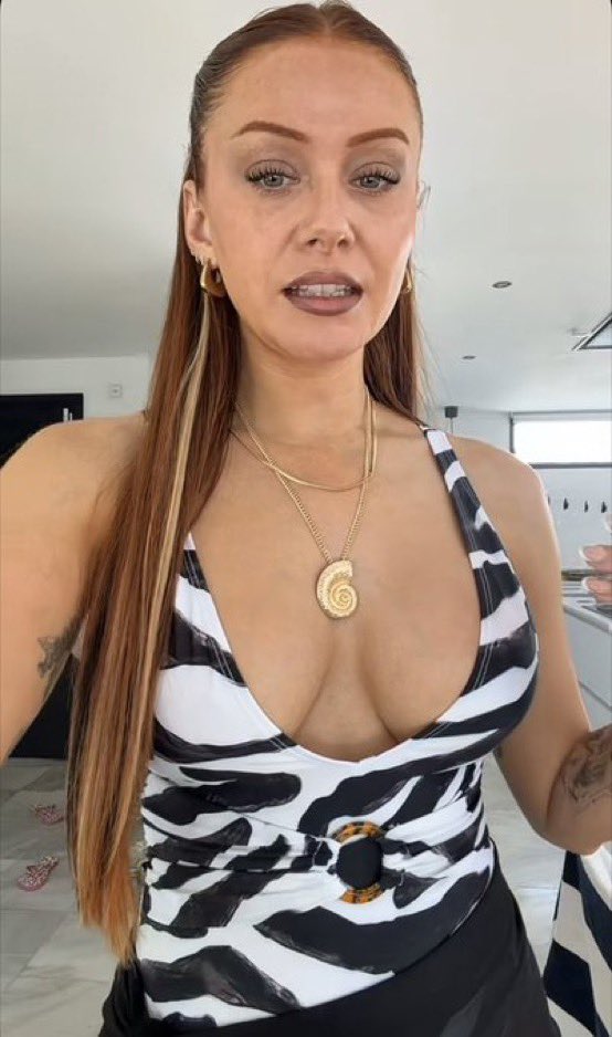 walletownerGOD's tweet photo. Gooning for me is going to make you soo much better.. Look at her divine body and get ready to goon.. Dms are open💕

💞Catfish • Findom • Finsub • Scamass • Worship • Scam • Paypig • Egirl • Goddess • walletdrain • Whalesub 💞 https://t.co/wZBW0viiUc