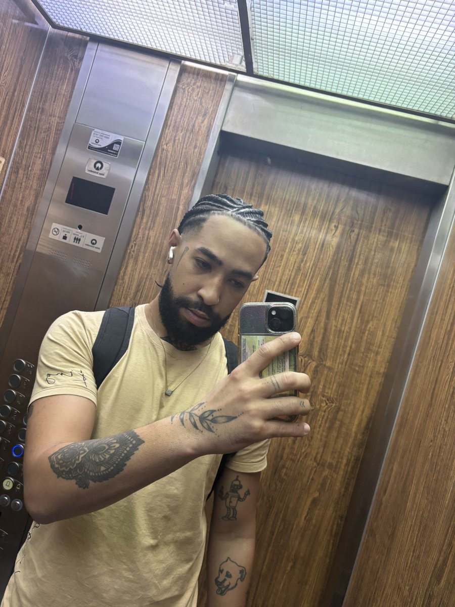 EASTBOY4i20's tweet photo. Como é bom transar https://t.co/o2XQE2JWxw