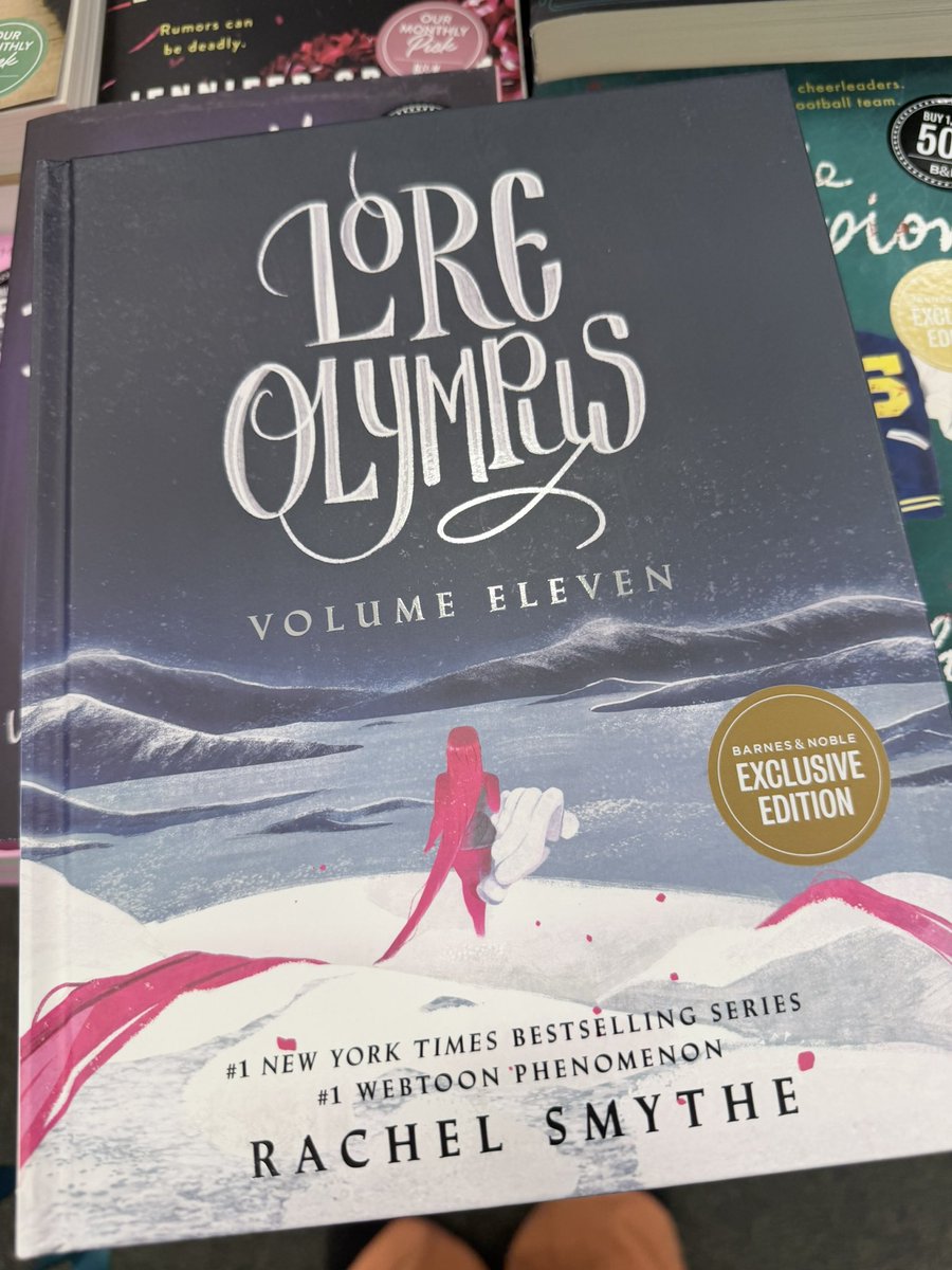 QueenStephHardy's tweet photo. How have I reached the end of this beautiful series? Lore!!!! 😭😭😭😭😭#loreolympus #hadesandpersephone https://t.co/WpU88Ss4hk
