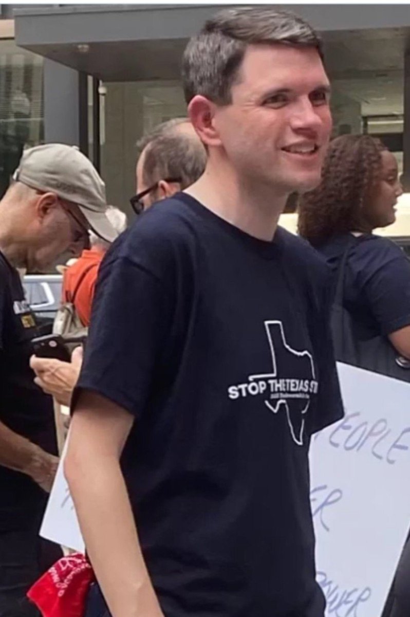 LangmanVince's tweet photo. Seriously Texas, my 12 year old niece has bigger arms than this soy boy! https://t.co/143UzzKX3X