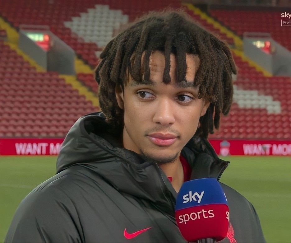 kiwonitea's tweet photo. In honour of hubbies birthday here’s a Trent locs appreciation post 🤍 https://t.co/hmieZsIAqR