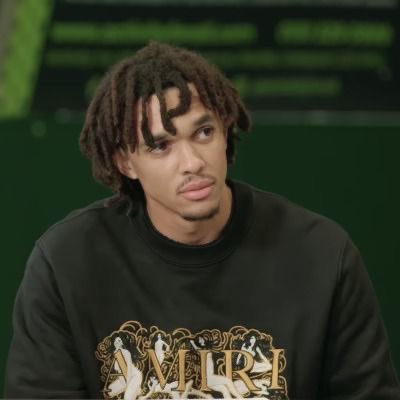 kiwonitea's tweet photo. In honour of hubbies birthday here’s a Trent locs appreciation post 🤍 https://t.co/hmieZsIAqR