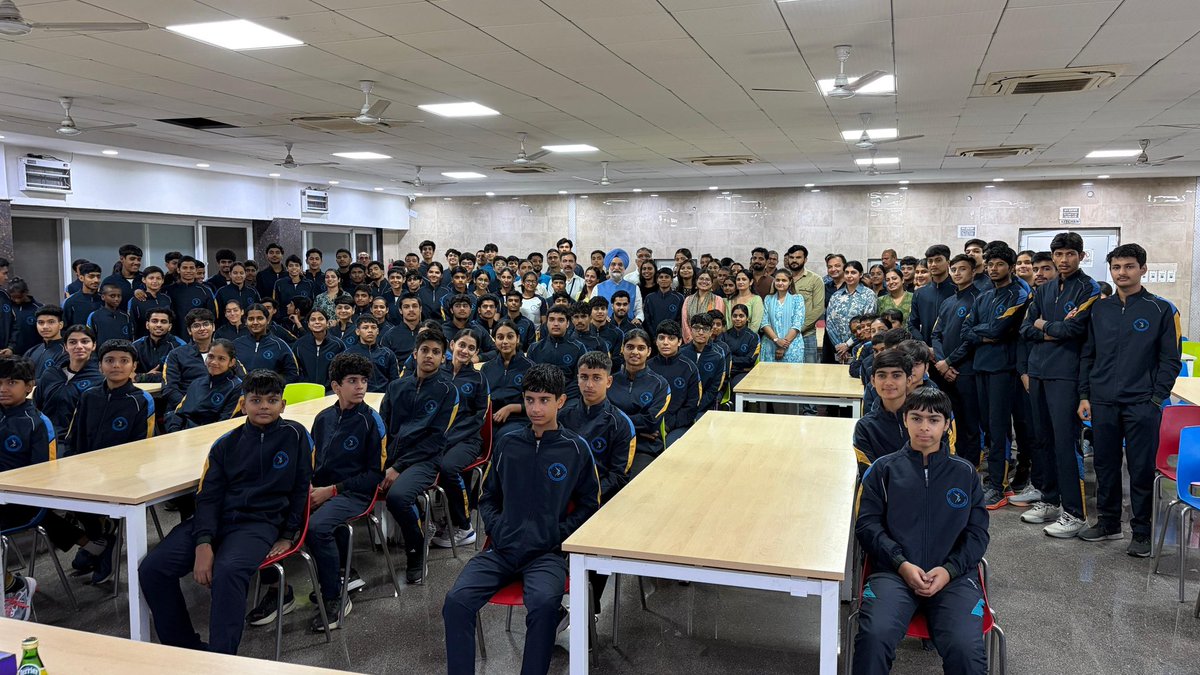 LtGovDelhi's tweet photo. An energising interaction with the young athletes of Delhi Sports School, under the Delhi Sports University, along with their coaches and teachers.

Their passion, discipline and determination to excel are truly encouraging.

India’s stellar Asian Games performance has shown that the highest sporting honours are within our reach.

Our focus must be to make Delhi Sports School a nursery of talent and cradle of champions-building grit, excellence and the confidence to dream big.

Nurturing champions from the grassroots for a fitter, stronger #ViksitDilli. 🇮🇳
