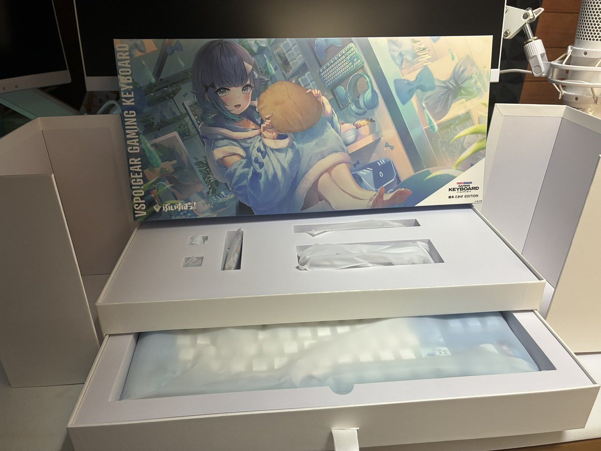ko_cha28's tweet photo. こかげんぬキーボード届いたけど、箱最初より進化しててびっくり🤣 https://t.co/4FwppFMAGX