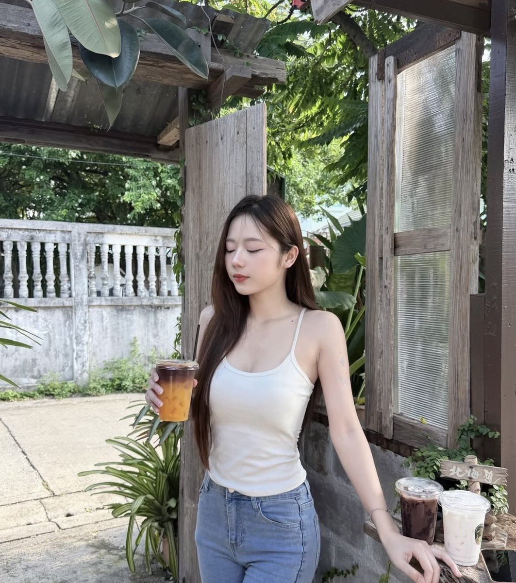ImogeneFalo2n's tweet photo. 🩷🩷หมวกบักเก็ตถักมือสไตล์เกาหลี ✨ โดดเด่นด้วยโทนสีพาสเทลและรายละเอียดลายดอกไม้สุดน่ารัก เนื้อนวดสัมผัสนุ่ม น้ำหนักเบา ใส่สบายตลอดวัน 🌤

 🆔️ 3837123444

#รับงานนครปฐม #รับงานบุรีรัมย์
#รับงานพัทยา #รับงานมหาชัย
#รับงานอุบล #รับงานอุดร https://t.co/7ofd6OQ6T0