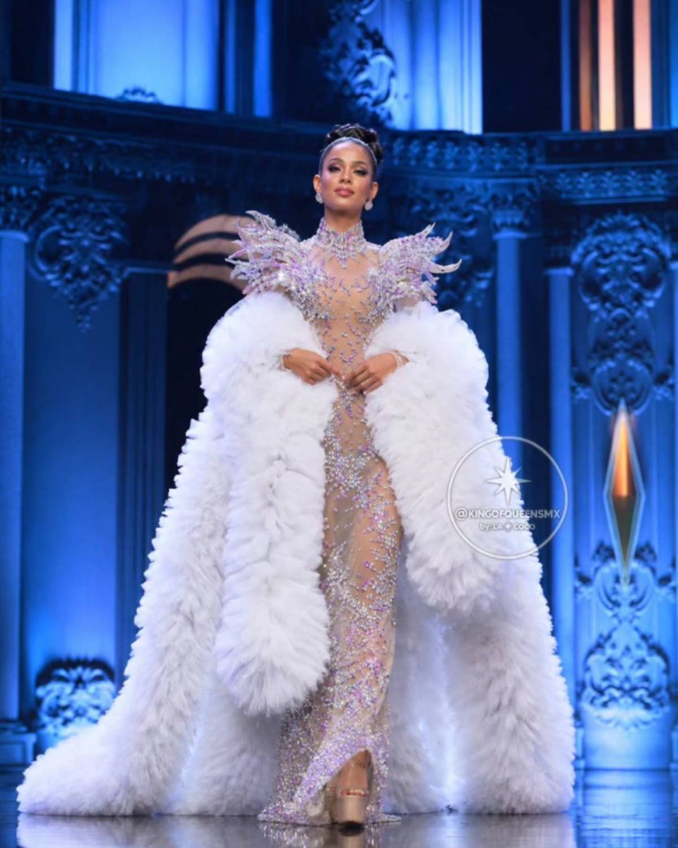 RayferTuBebe's tweet photo. VENEZUELA te ama REINA!! 💛💙❤️👑🇻🇪
Gracias por representarnos con el alma y el corazón!! Lady di Mosquera en esa preliminar la DIÓ TODAAAAA! WOW 😍👑 #MissGrand2026 https://t.co/VOyf2FL4va